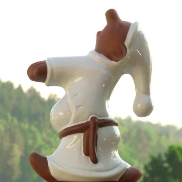 Schlafwandler mit Mütze weiß glasiert