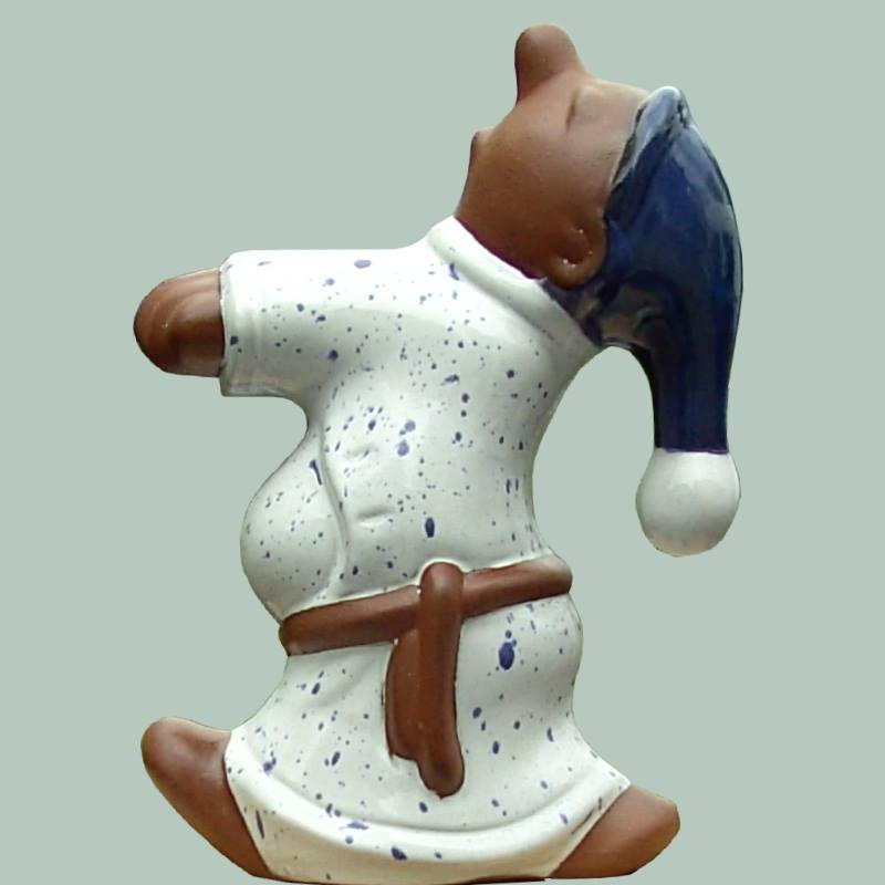 Schlafwandler Alois mit Bauch und Mütze und mit Gürtel